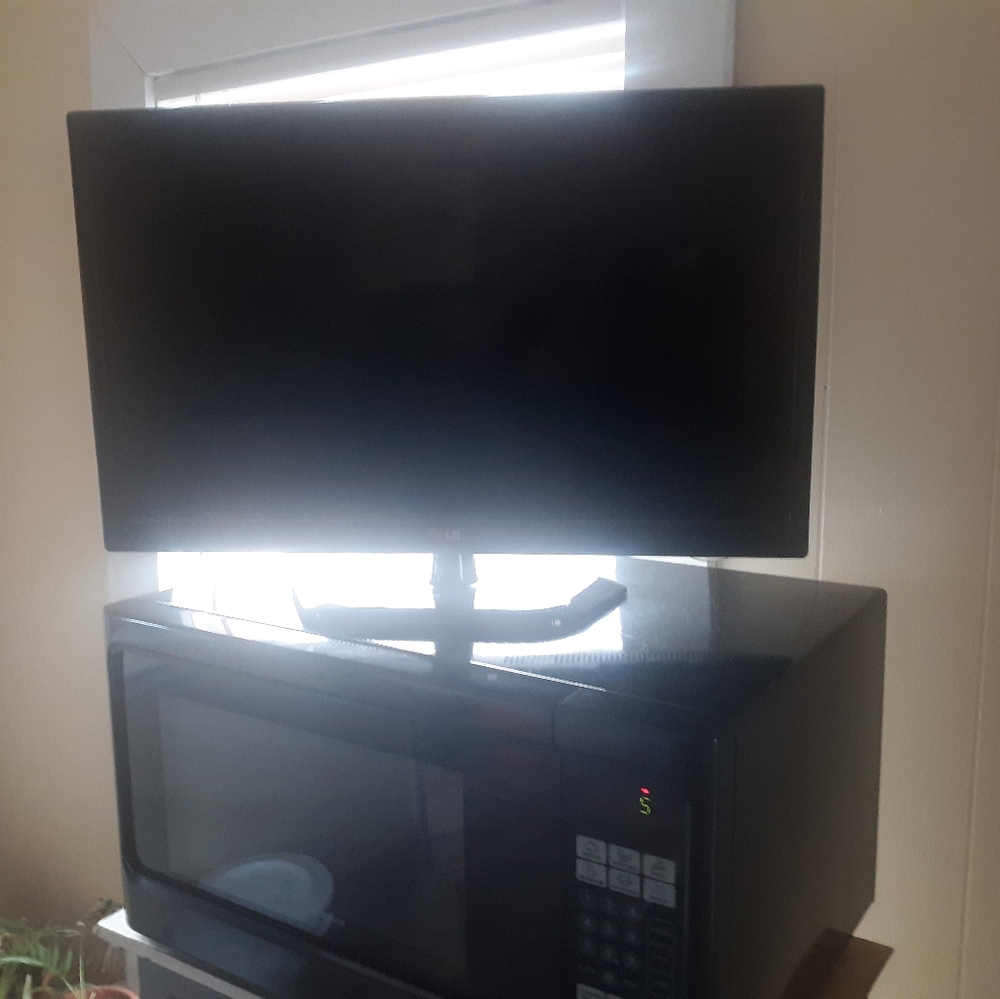 20" flat screen